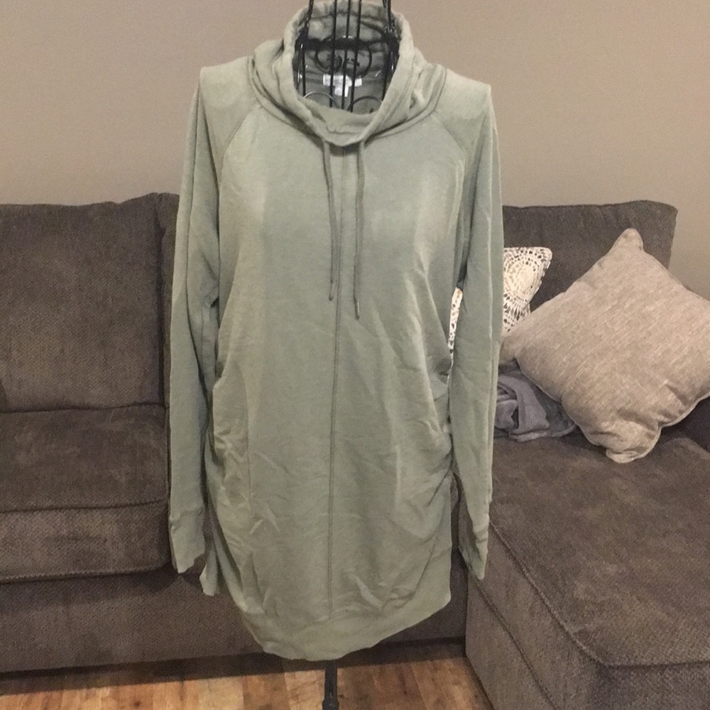 Maternity sweater shirt